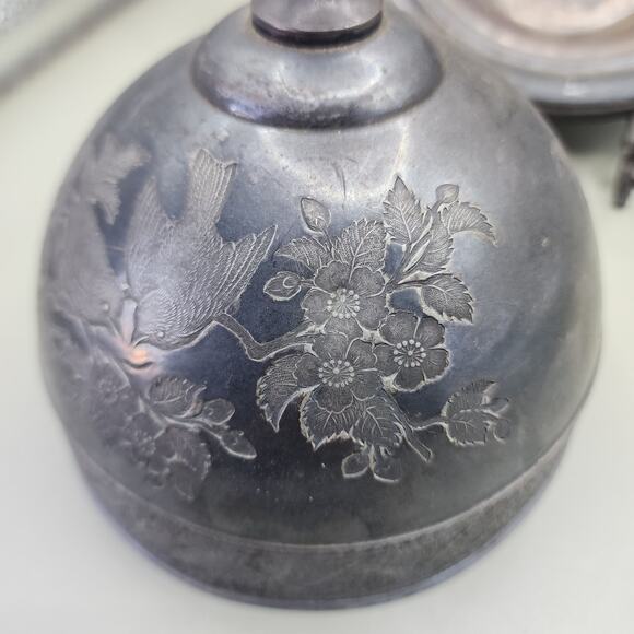 Antique Silverplate Butter Dome Meriden Silver Plate Co. Quadruple Plated - Picture 6 of 9